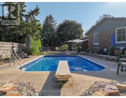 6 CAMDON COURT - 38