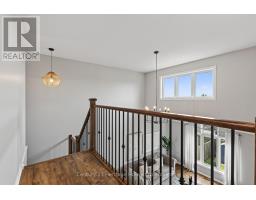 734 FRONTENAC CRESCENT - 21