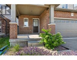 734 FRONTENAC CRESCENT - 3