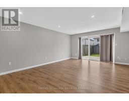 734 FRONTENAC CRESCENT - 36