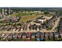 734 FRONTENAC CRESCENT - 43