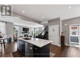 924 SPRINGBANK AVENUE N - 14