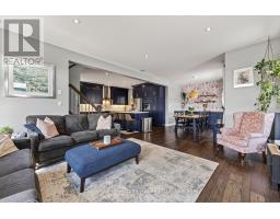 924 SPRINGBANK AVENUE N - 15