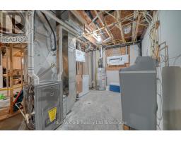 253 CHARLES STREET W - 34