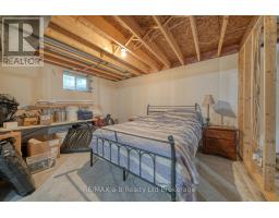 253 CHARLES STREET W - 35