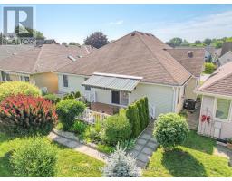 57 EDWIN CRESCENT - 26