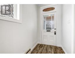 152 CHARLES STREET E - 19