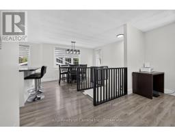 18 QUEEN STREET W - 5