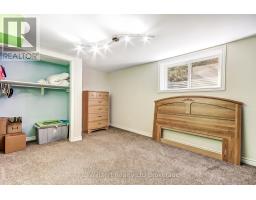 B - 32 ALBERT STREET - 17
