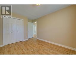 47 SERES DRIVE - 19