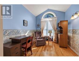 573 LANSDOWNE AVENUE - 15