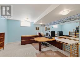 573 LANSDOWNE AVENUE - 21