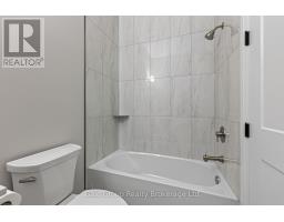808 GARDEN COURT CRESCENT - 22