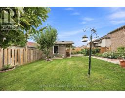 17 VARLEY CRESCENT - 11