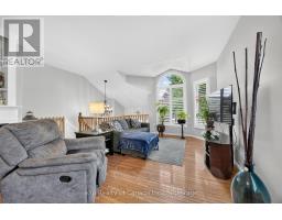 17 VARLEY CRESCENT - 19
