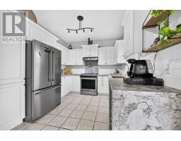 17 VARLEY CRESCENT - 24