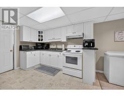 17 VARLEY CRESCENT - 39
