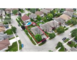 17 VARLEY CRESCENT - 8