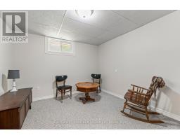 812 HUGHSON STREET - 32