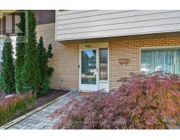 812 HUGHSON STREET - 39