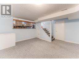 82 ROSENEATH CRESCENT - 27