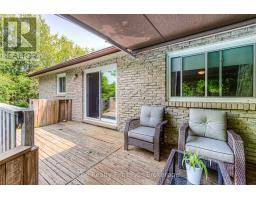 82 ROSENEATH CRESCENT - 30