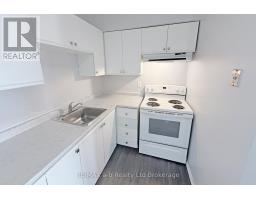 36 - 64 HIAWATHA ROAD - 15