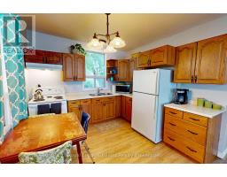 175 BELL STREET - 6