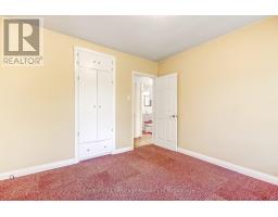 220 CLARKE STREET N - 14