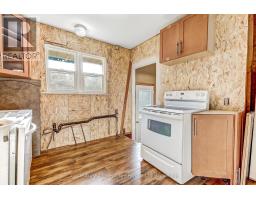 220 CLARKE STREET N - 8