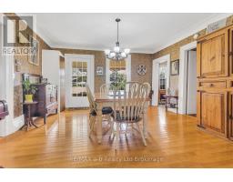 1813 NORFOLK COUNTY 19 ROAD W - 24
