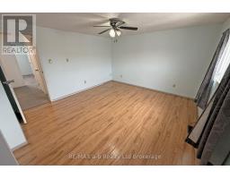 4 - 394 SPRINGBANK AVENUE N - 17