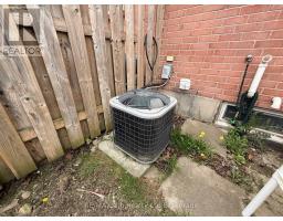 4 - 394 SPRINGBANK AVENUE N - 29