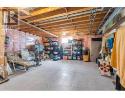 7 LYNDALE ROAD - 27