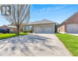 7 LYNDALE ROAD - 28