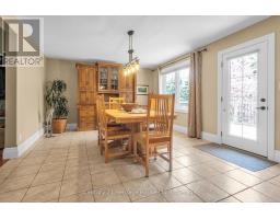 7 LYNDALE ROAD - 8