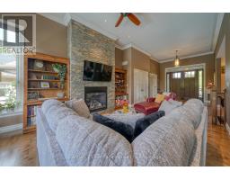 563 LAKEVIEW DRIVE - 11