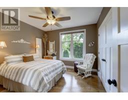 563 LAKEVIEW DRIVE - 26