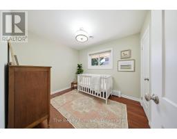 86 WINDERMERE CRESCENT - 23