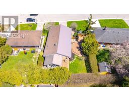 86 WINDERMERE CRESCENT - 36