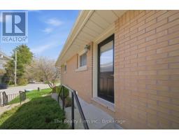 86 WINDERMERE CRESCENT - 44