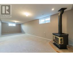 44 BEECH BOULEVARD - 23