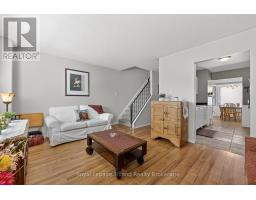 11 - 1135 NELLIS STREET - 10