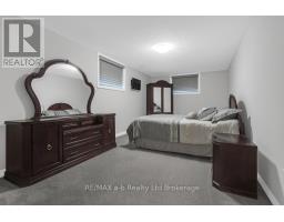 41 LOWRIE CRESCENT - 24