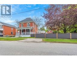 10 CLYDE STREET - 1