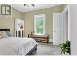 10 CLYDE STREET - 22