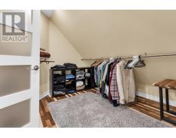 10 CLYDE STREET - 35