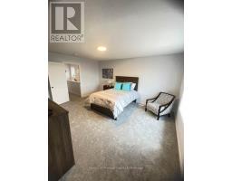 321 KADING CRESCENT - 12