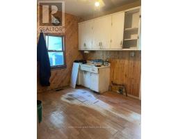 9 WATERLOO STREET - 10