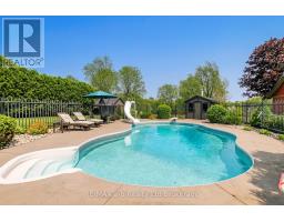 7 OTTERVIEW DRIVE - 8